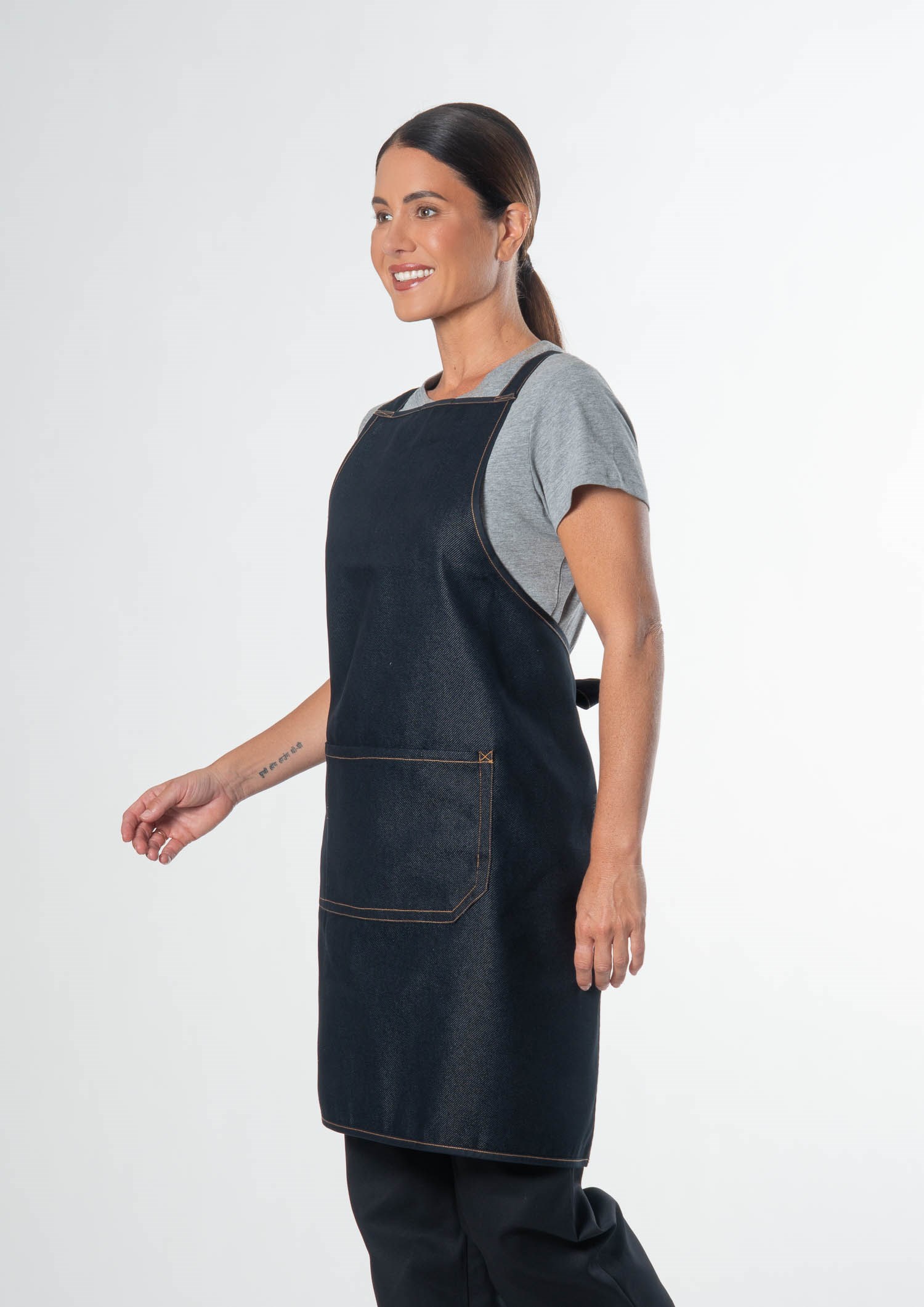 Reversible Cross Back Apron - black