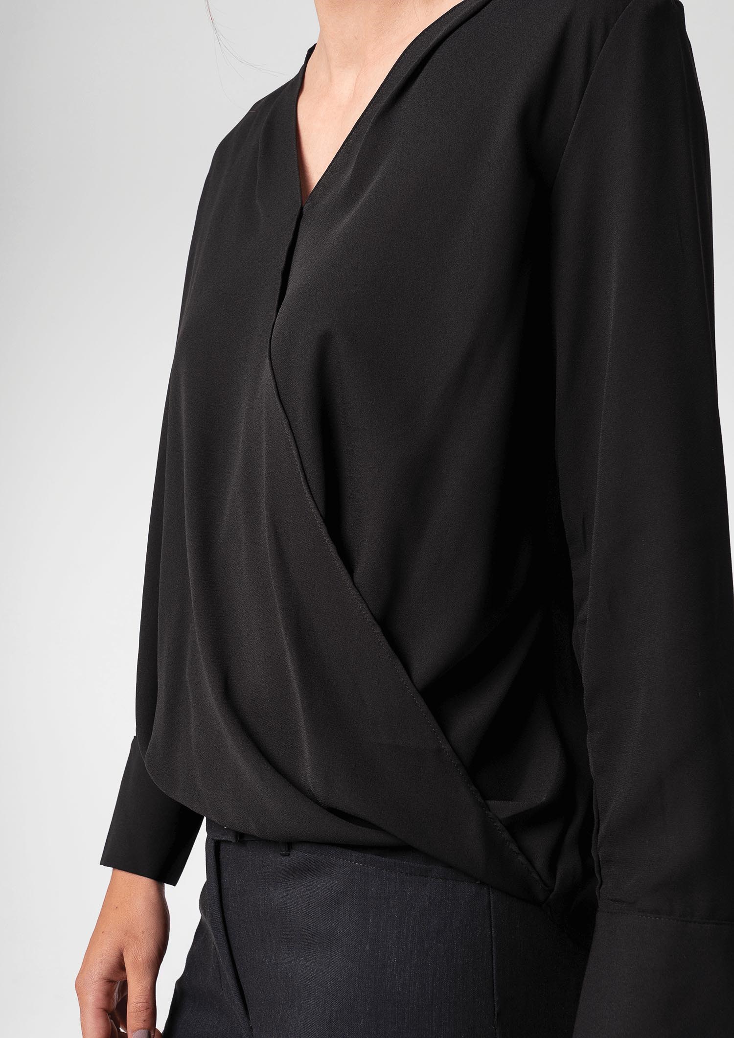 Barcelona Cross-Over Top - black