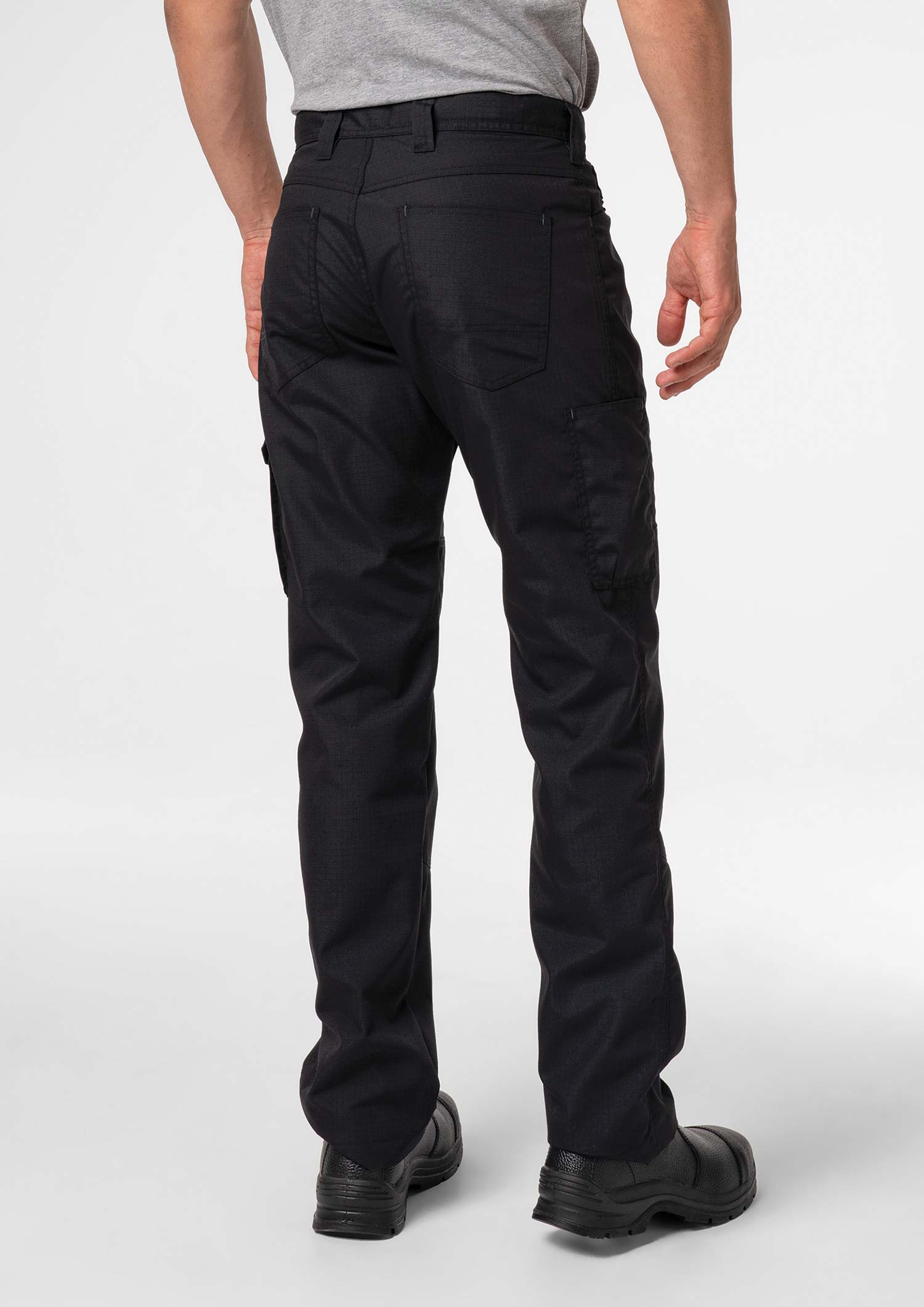 Cargo pants with tech pocket best sale