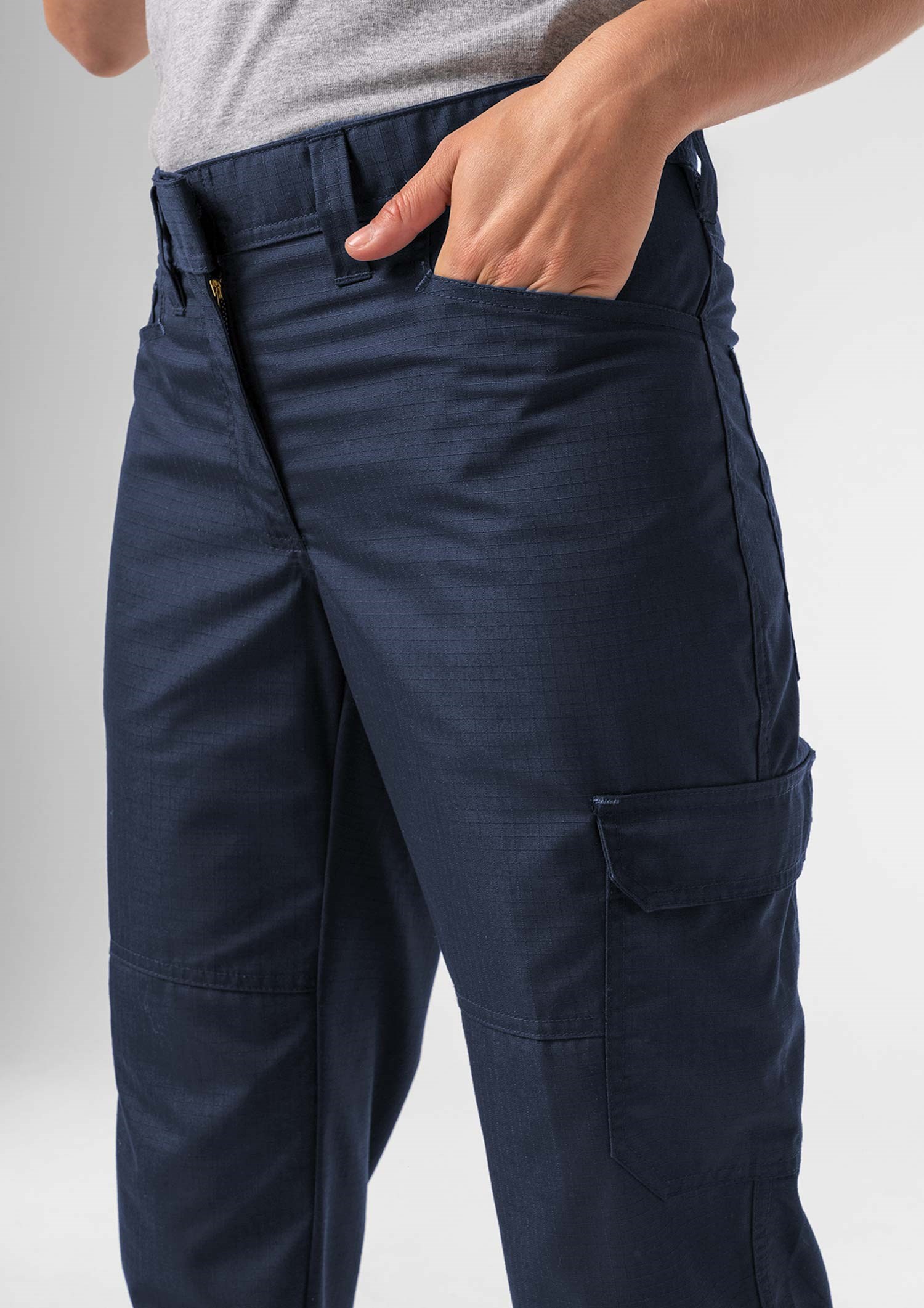 Tech Women's Cargo Pant - navy