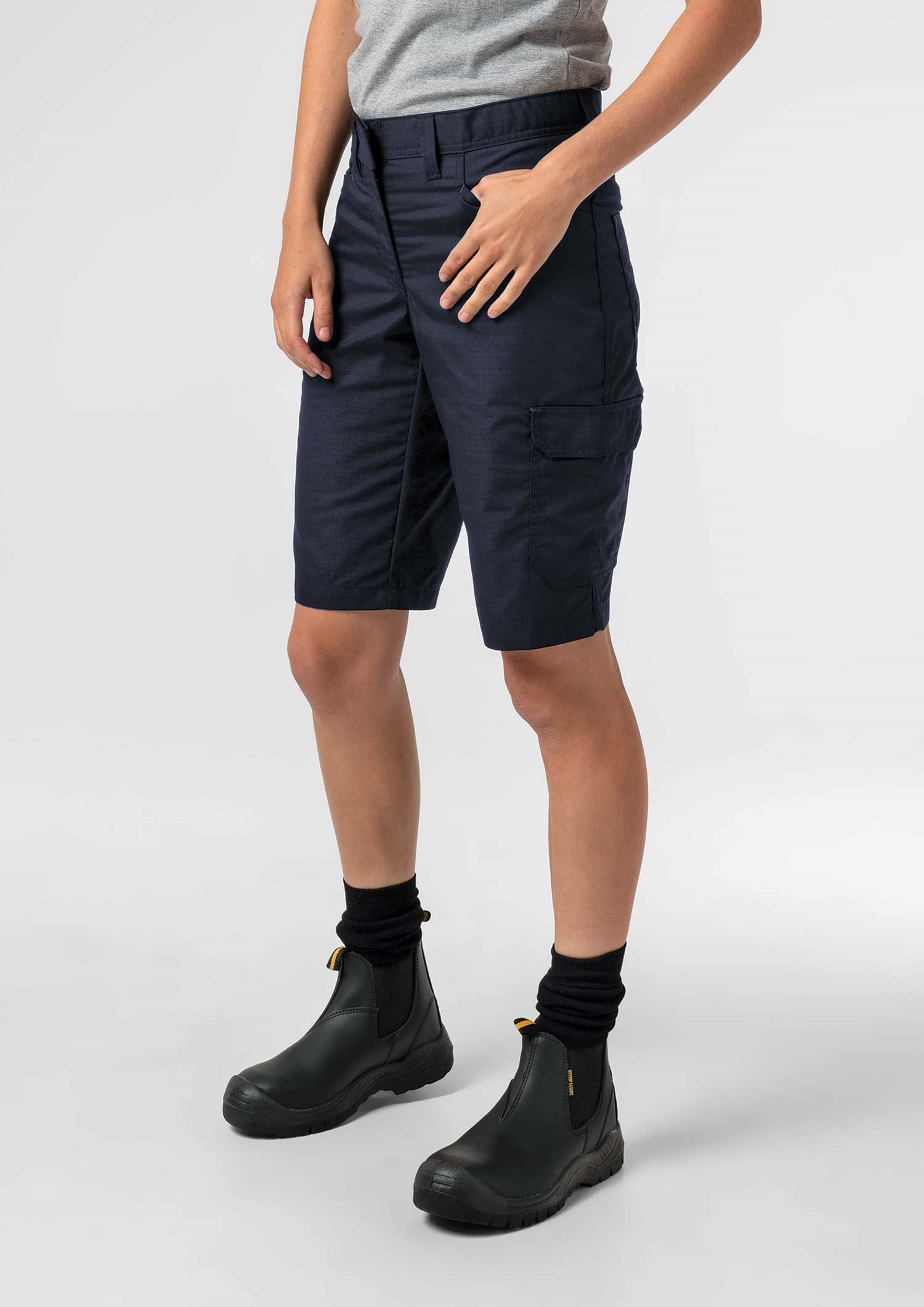 Tech Women's Cargo Short - navy