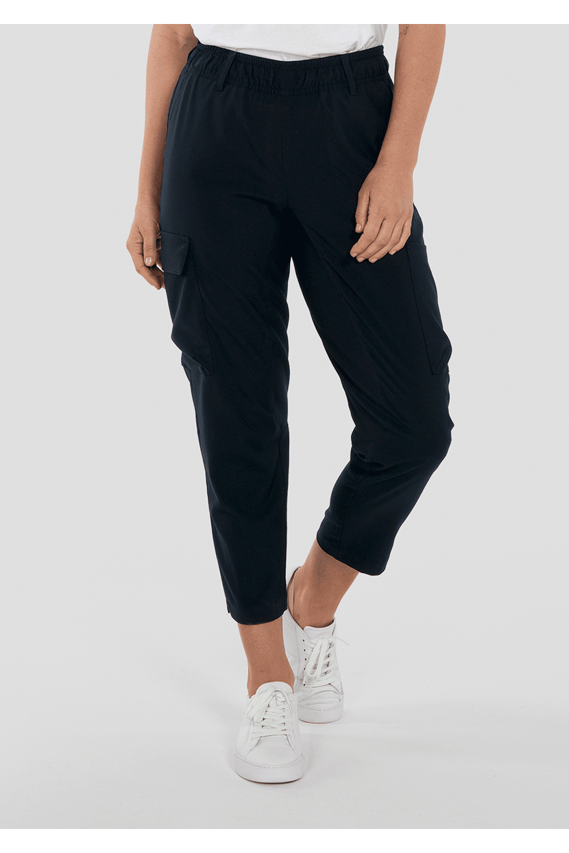 Manuka Women's 3/4 Utility Care Pant