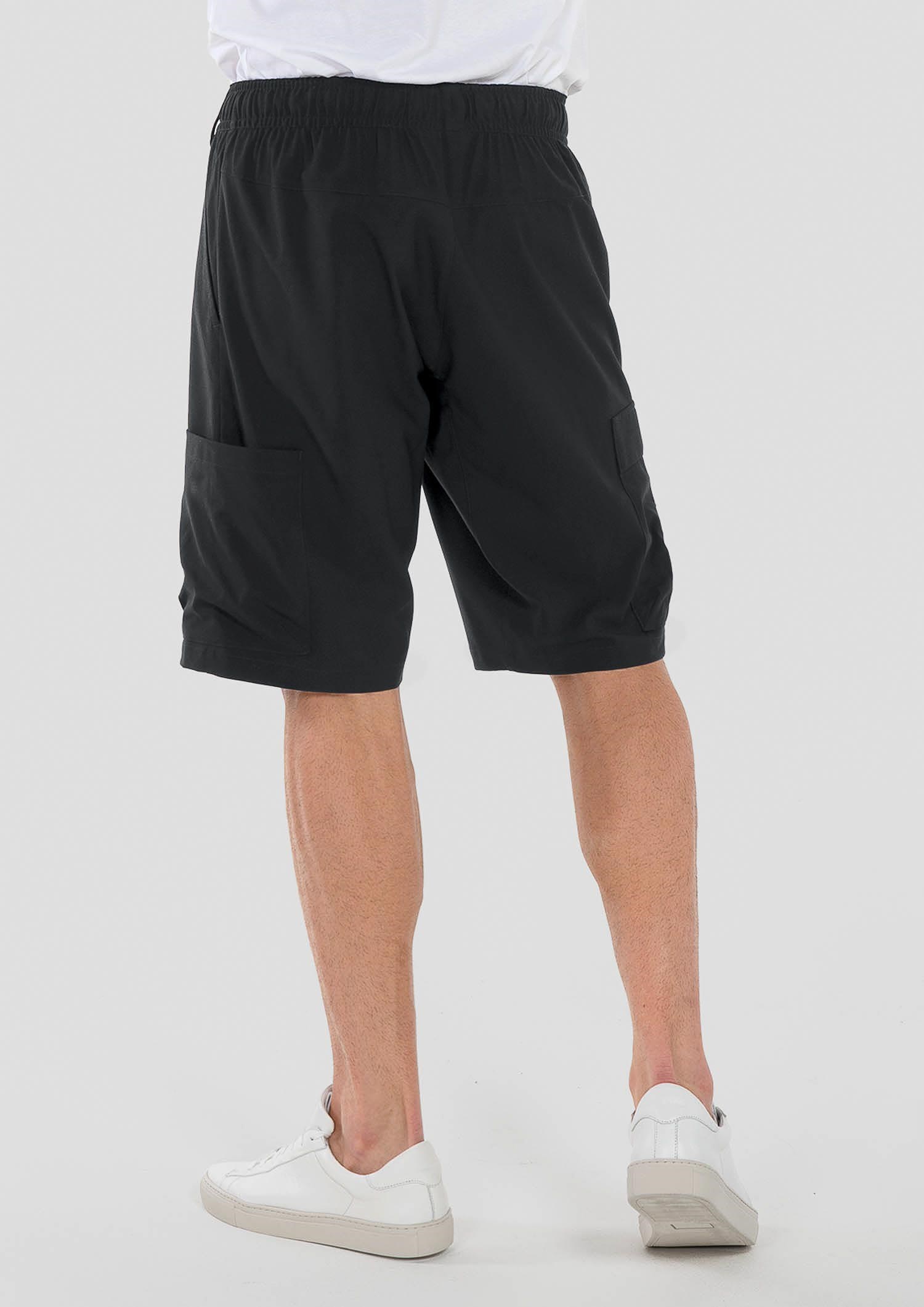 Totara Men's Utility Care Short - black