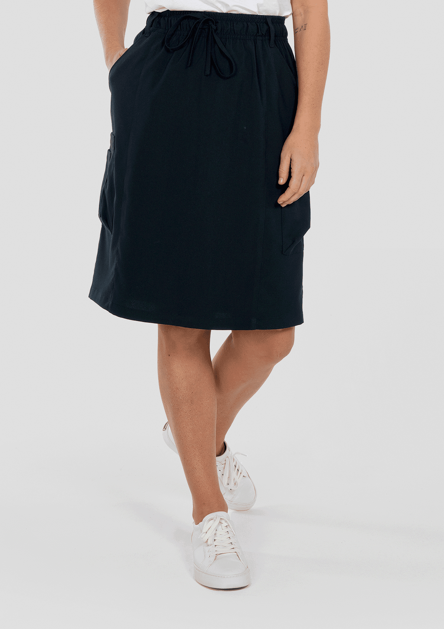 Hebe Women's Utility Care Skirt - navy