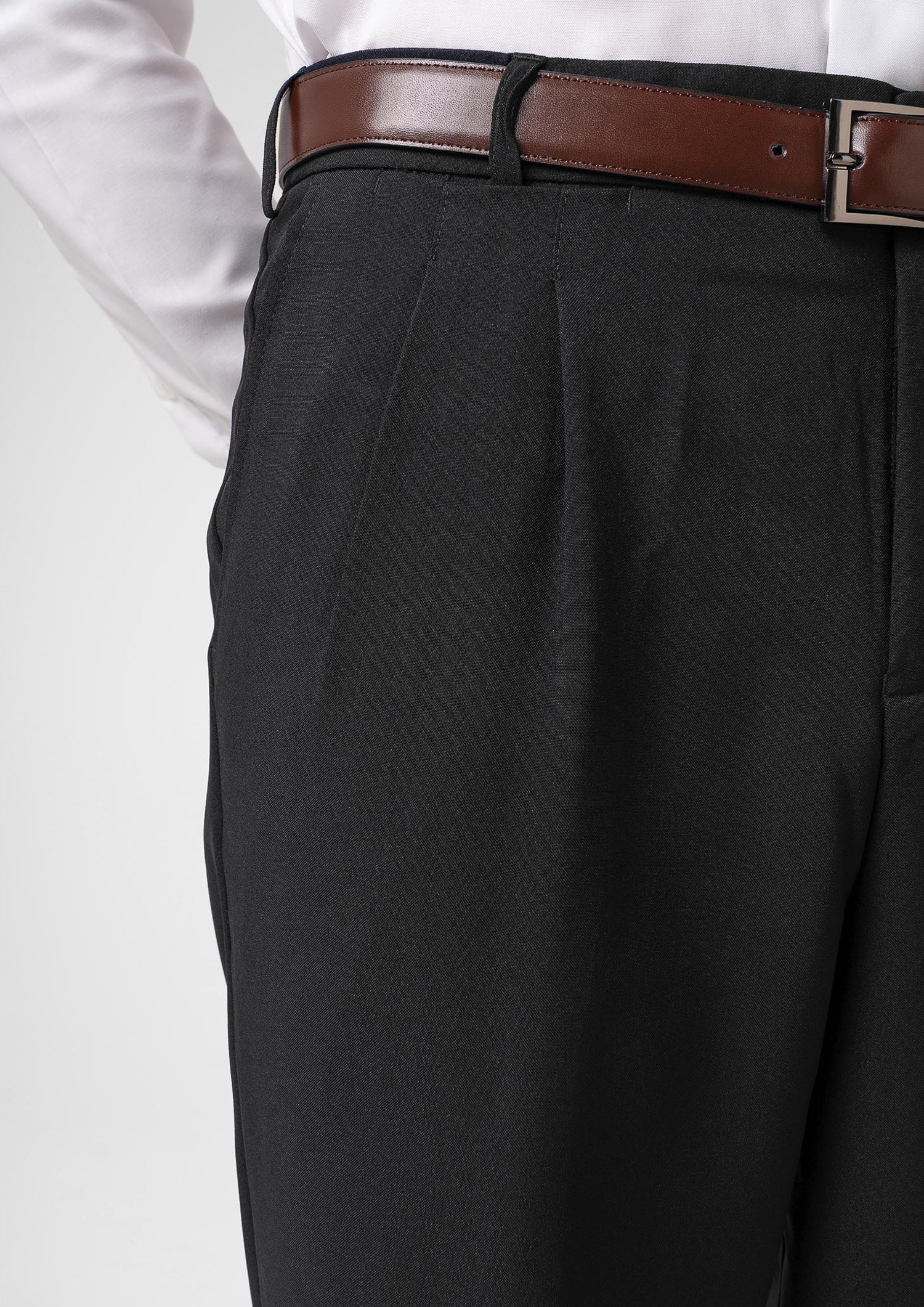 Soft Suiting Men's Twin Pleat Pant - black