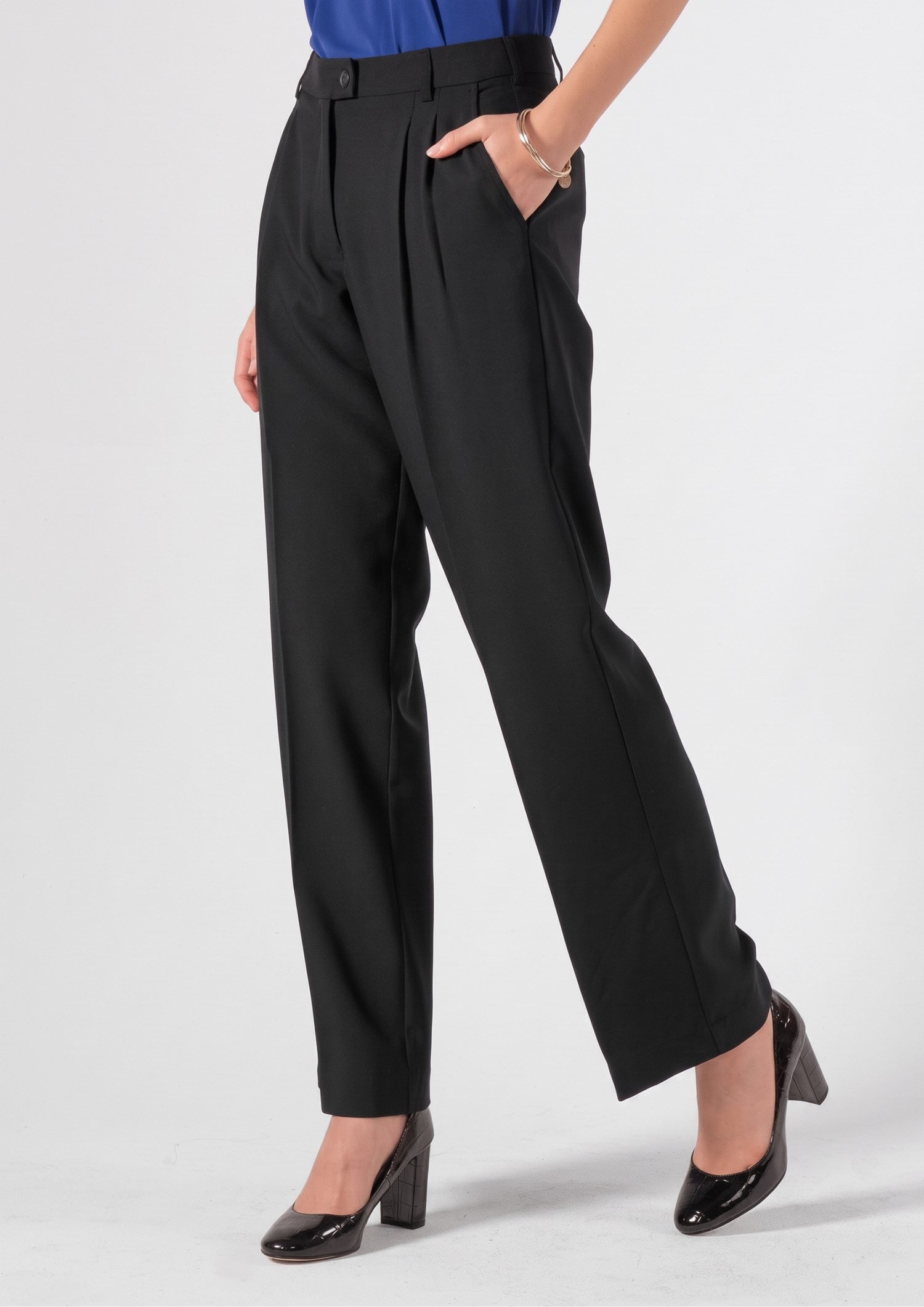Soft Suiting Women's Twin Pleat Pant - black