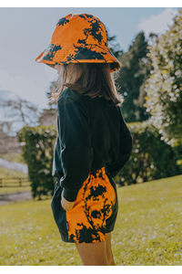 Kids Camo Harlequin Short - high vis orange kauri print / black