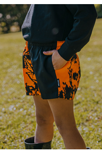 Kids Camo Harlequin Short - high vis orange kauri print / black